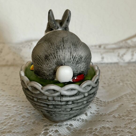 Mosser Glass Hand Painted & Signed Bunny Sitting on Nest of Easter Eggs 4" - Picture 5 of 6